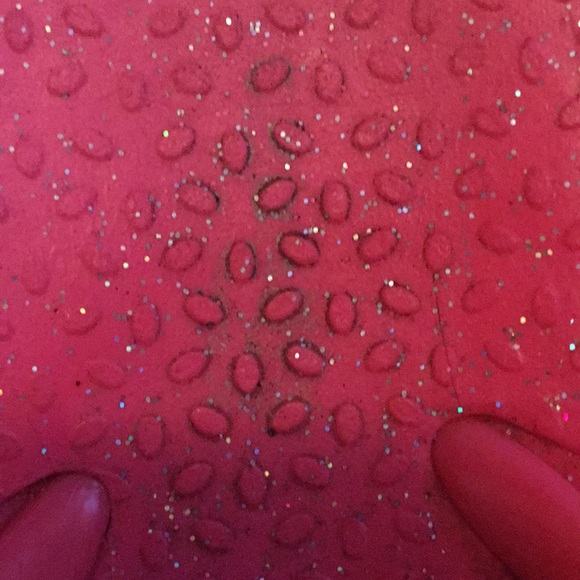 Pink flipflops😍 - Picture 2 of 4